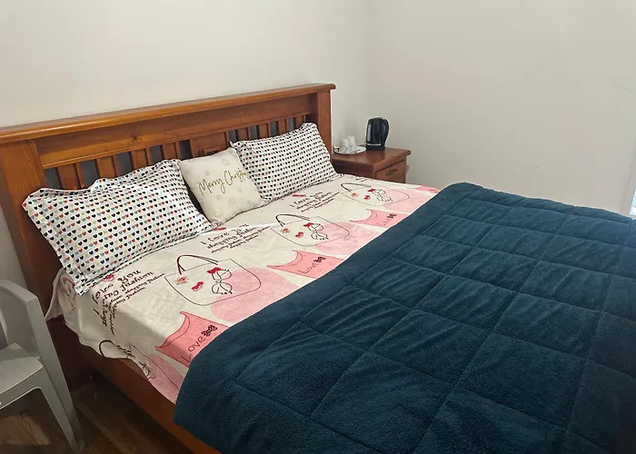 Home Away From Home 22 Mins From Airport And Cbd